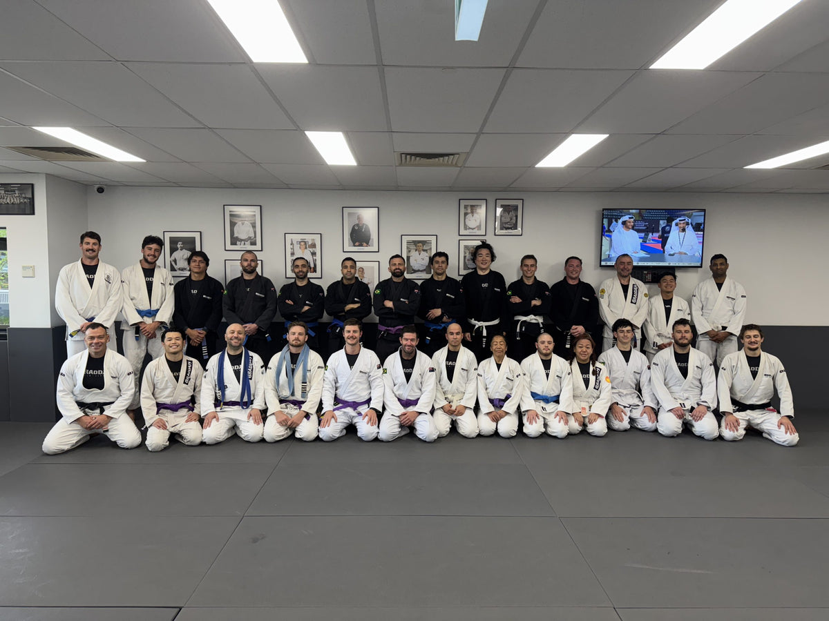 Braddah Jiu-Jitsu Artarmon team posing together at the academy